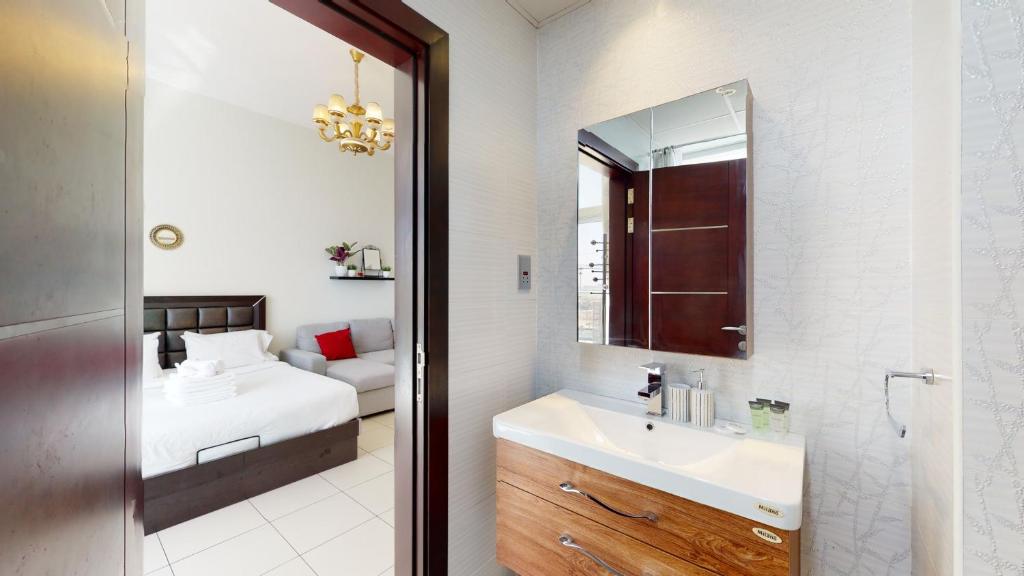 Elegant Studio Apartment for Rent in Studio city | Amenities